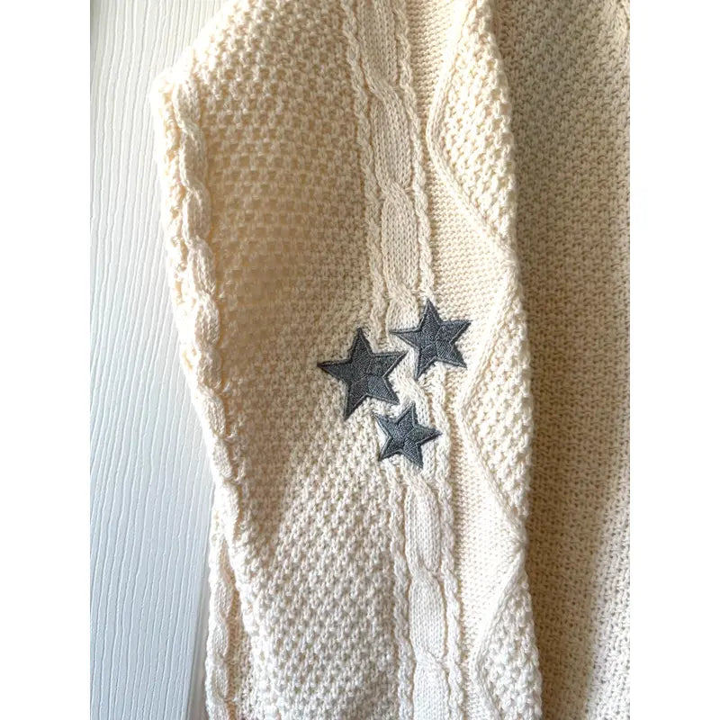 Taylor_Swift_Folklore_Cardigan_Sleeves
