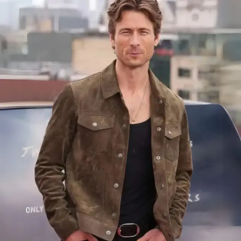 Glen Powell wearing green suede shirt jacket from Twisters 2024 front view
